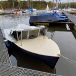 Mehr über den Artikel erfahren Vom Barnegat 505 zum Trainerboot…